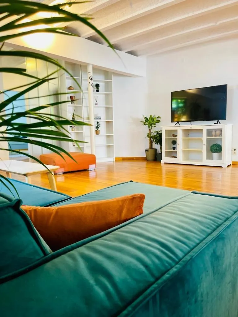 Down Town Oasis-Spacious Loft With Private Parking Bruxelles